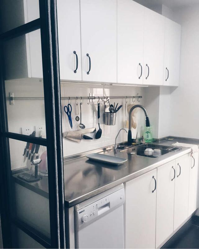 廚房不銹鋼臺面用了8年，告訴你究竟好不好，很多人都想錯了